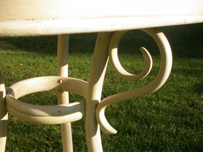 Charmante TABLE de TOILETTE en BOIS COURBE circa 1900