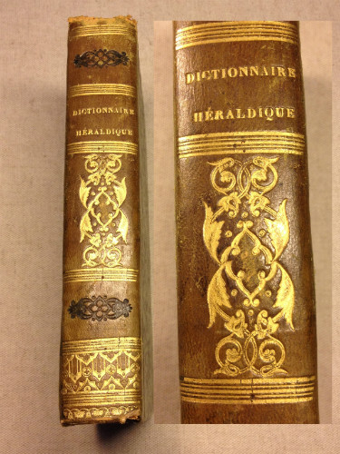 DICTIONNAIRE HERALDIQUE et ORDRE DES CHEVALIERS 1774 ed. originale avec ex libris